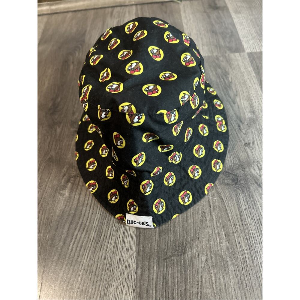 Buc-Ees Bucee's Bucket Hat Cap Youth Black Beaver Logo Print UPF 50+ Reversible